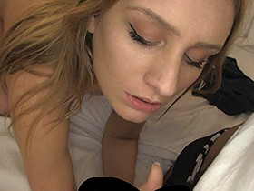 ロスでナンパしたIT企業の金髪OLに媚薬を飲ませて感度アップさせたらエロすぎたので勝手に中出し2連発 デイジー（21歳）　サンプル画像08